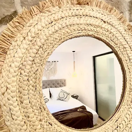 Appartement Walls In Old Town Of